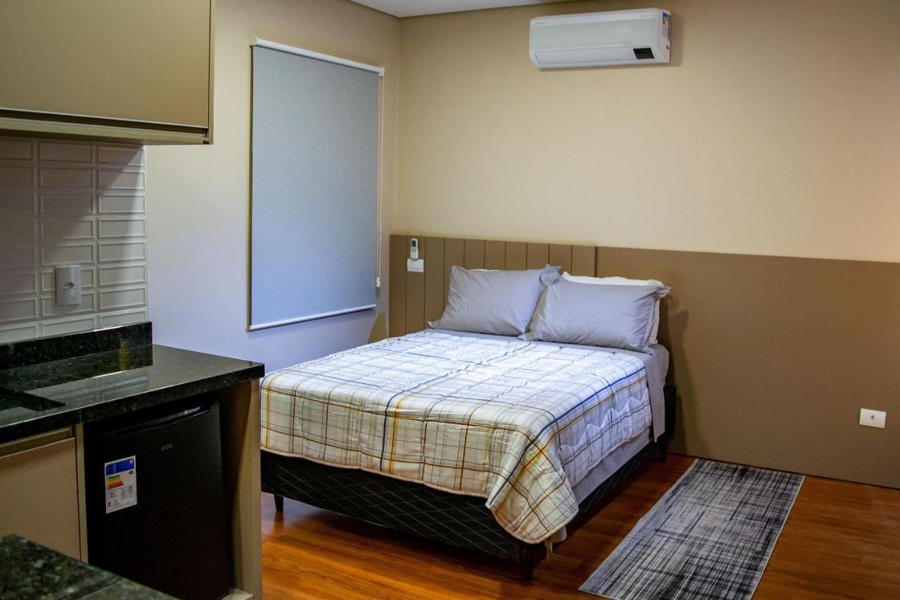 Apartamentos Studio No Centro De ฟอสดูอีกวาซู ภายนอก รูปภาพ