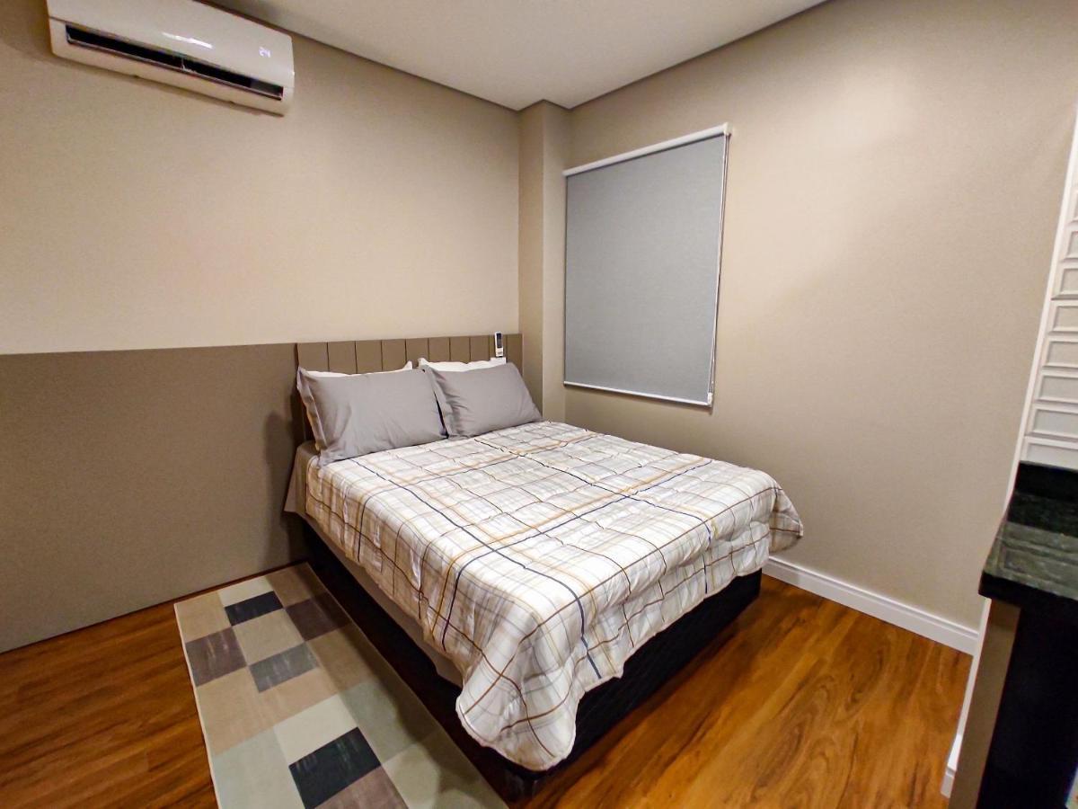 Apartamentos Studio No Centro De ฟอสดูอีกวาซู ภายนอก รูปภาพ
