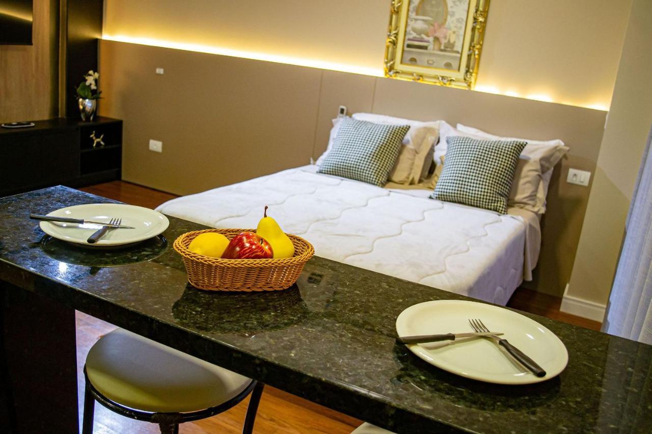 Apartamentos Studio No Centro De ฟอสดูอีกวาซู ภายนอก รูปภาพ