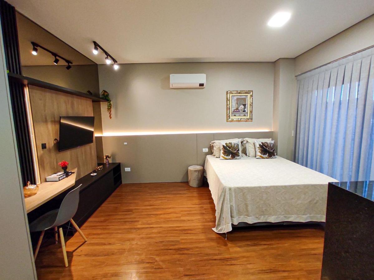 Apartamentos Studio No Centro De ฟอสดูอีกวาซู ภายนอก รูปภาพ
