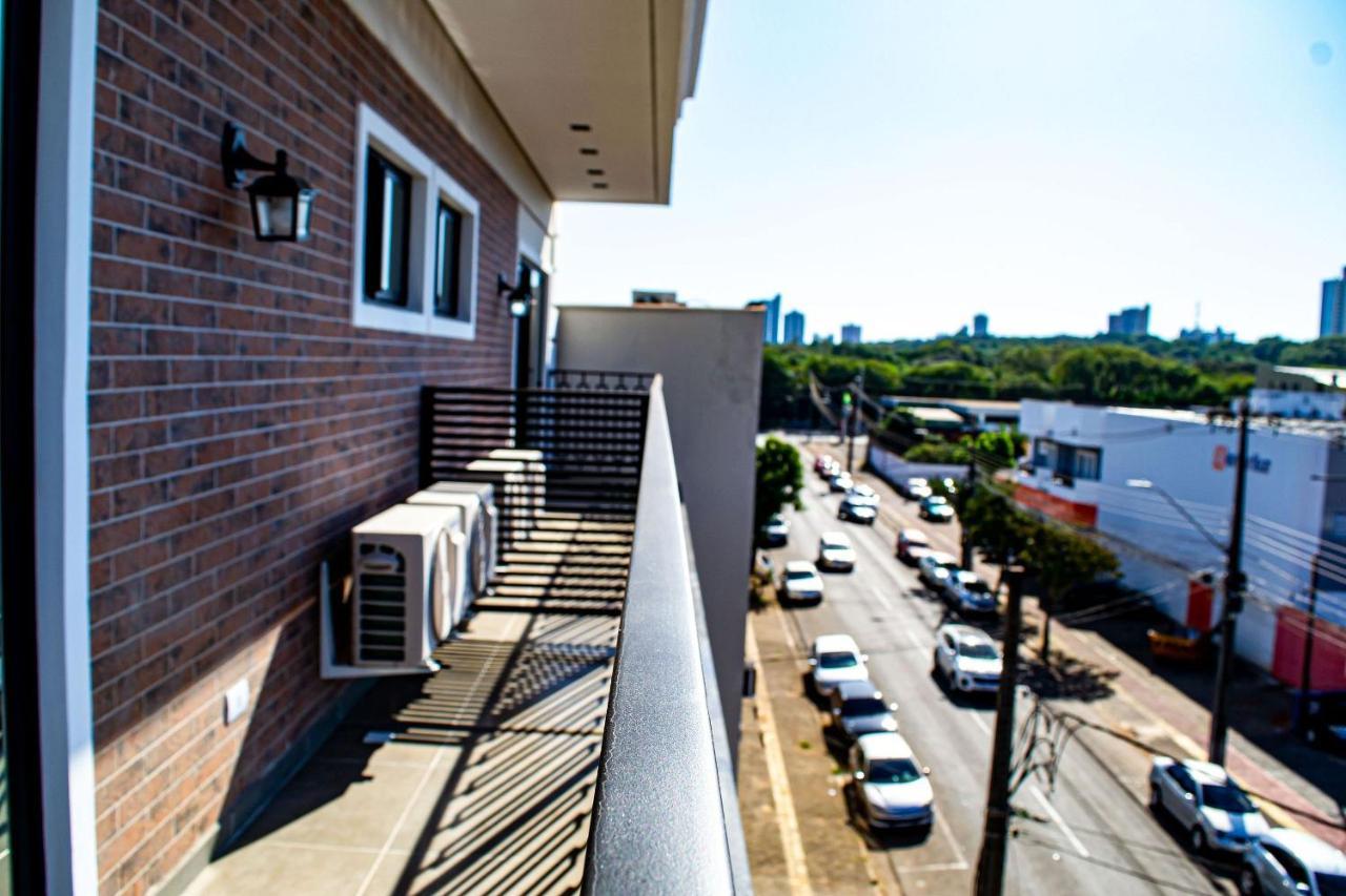 Apartamentos Studio No Centro De ฟอสดูอีกวาซู ภายนอก รูปภาพ