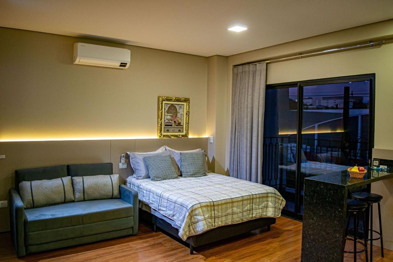 Apartamentos Studio No Centro De ฟอสดูอีกวาซู ภายนอก รูปภาพ