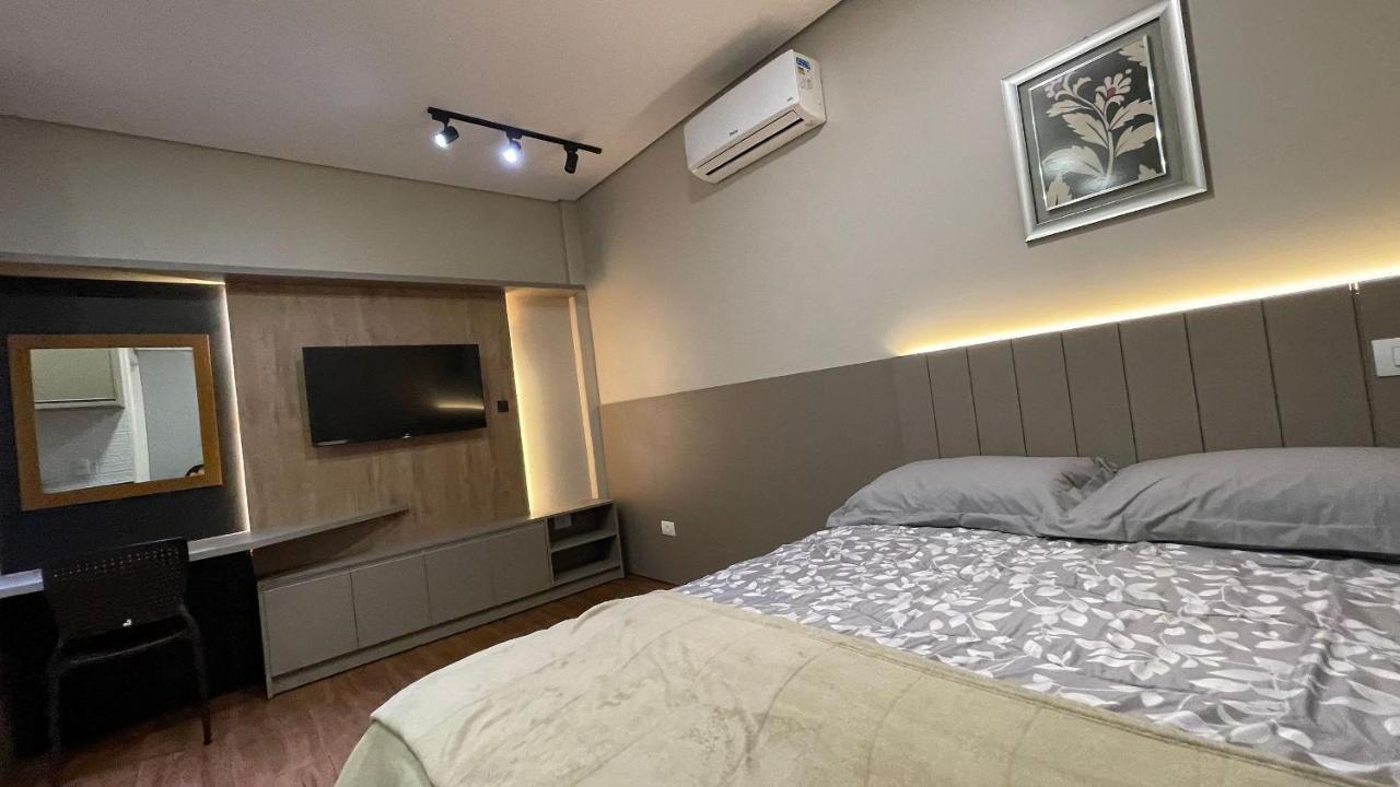 Apartamentos Studio No Centro De ฟอสดูอีกวาซู ภายนอก รูปภาพ